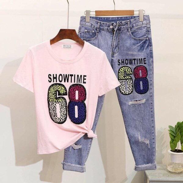 طقم أبيض وجينز | Pink and jeans Set