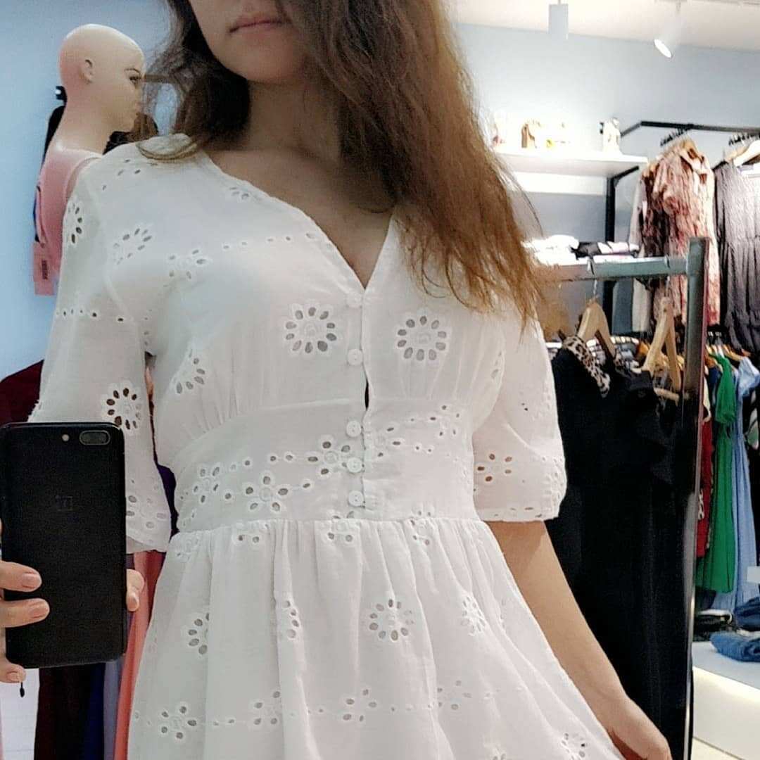 فستان أبيض | White Dress